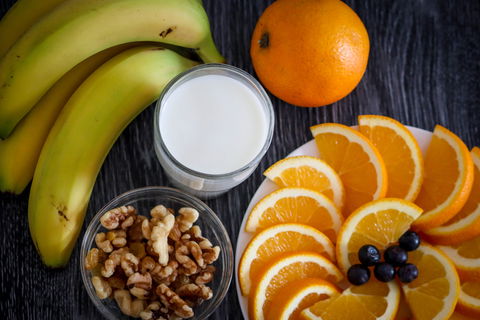 Blog Image: Healthy Snacks Help Manage Food Cravings