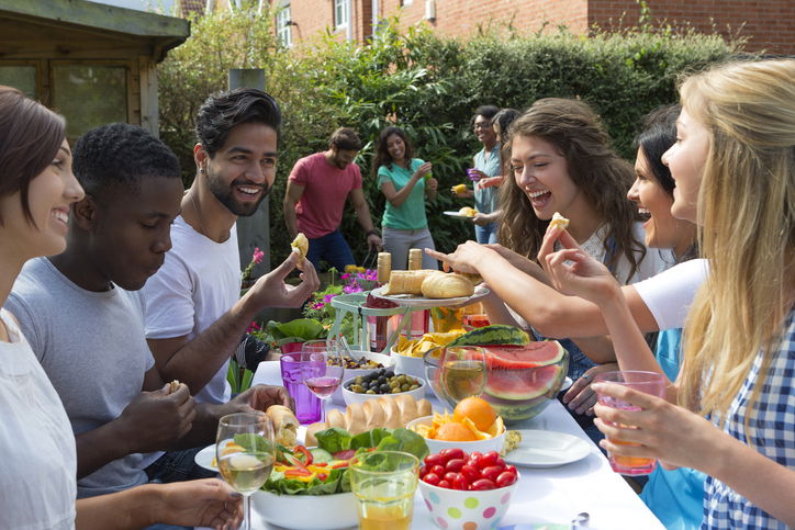 Blog Image: How to Eat Out While Enjoying Guilt-Free Meal Blog Image: How to Eat Out While Enjoying Guilt-Free Meal