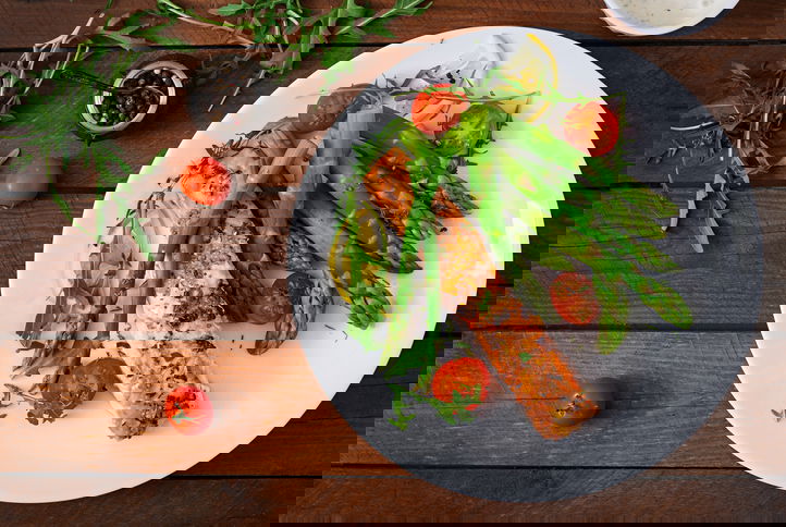 Blog Image: Aim to Eat a Healthy Balance of Macronutrients Blog Image: Aim to Eat a Healthy Balance of Macronutrients