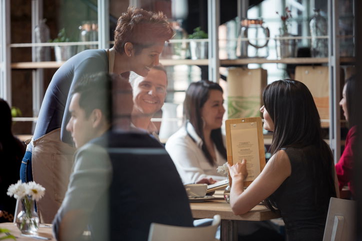 Blog Image: Eating Healthier When You Need to Eat Out Blog Image: Eating Healthier When You Need to Eat Out
