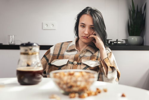 Blog Image: Boredom Eating Happens in Response to Stressors Blog Image: Boredom Eating Happens in Response to Stressors