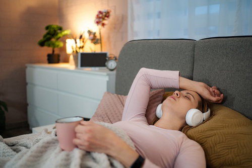 Blog Image: Melatonin Shapes Sleep Patterns and Hunger