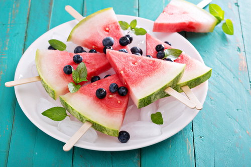 Blog Image: Water Filled Snacks Are Great for Boredom Eating