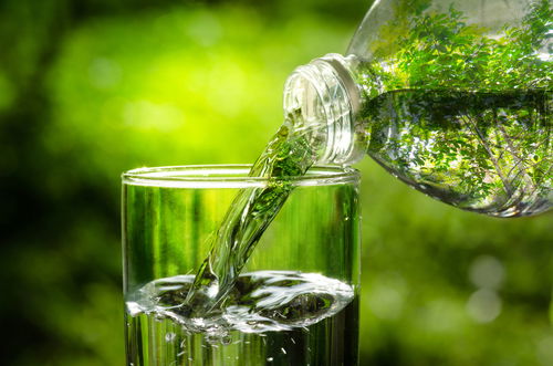 Blog Image: Staying Hydrated Helps You Mange Boredom Eating Blog Image: Staying Hydrated Helps You Mange Boredom Eating