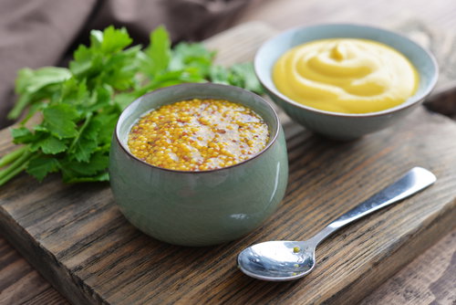 Blog Image: Substitute Mustard or Hummus for Better Weight Loss Results