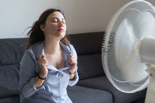 Blog Image: Thyroid Imbalance Can Affect Body Temperature Blog Image: Thyroid Imbalance Can Affect Body Temperature
